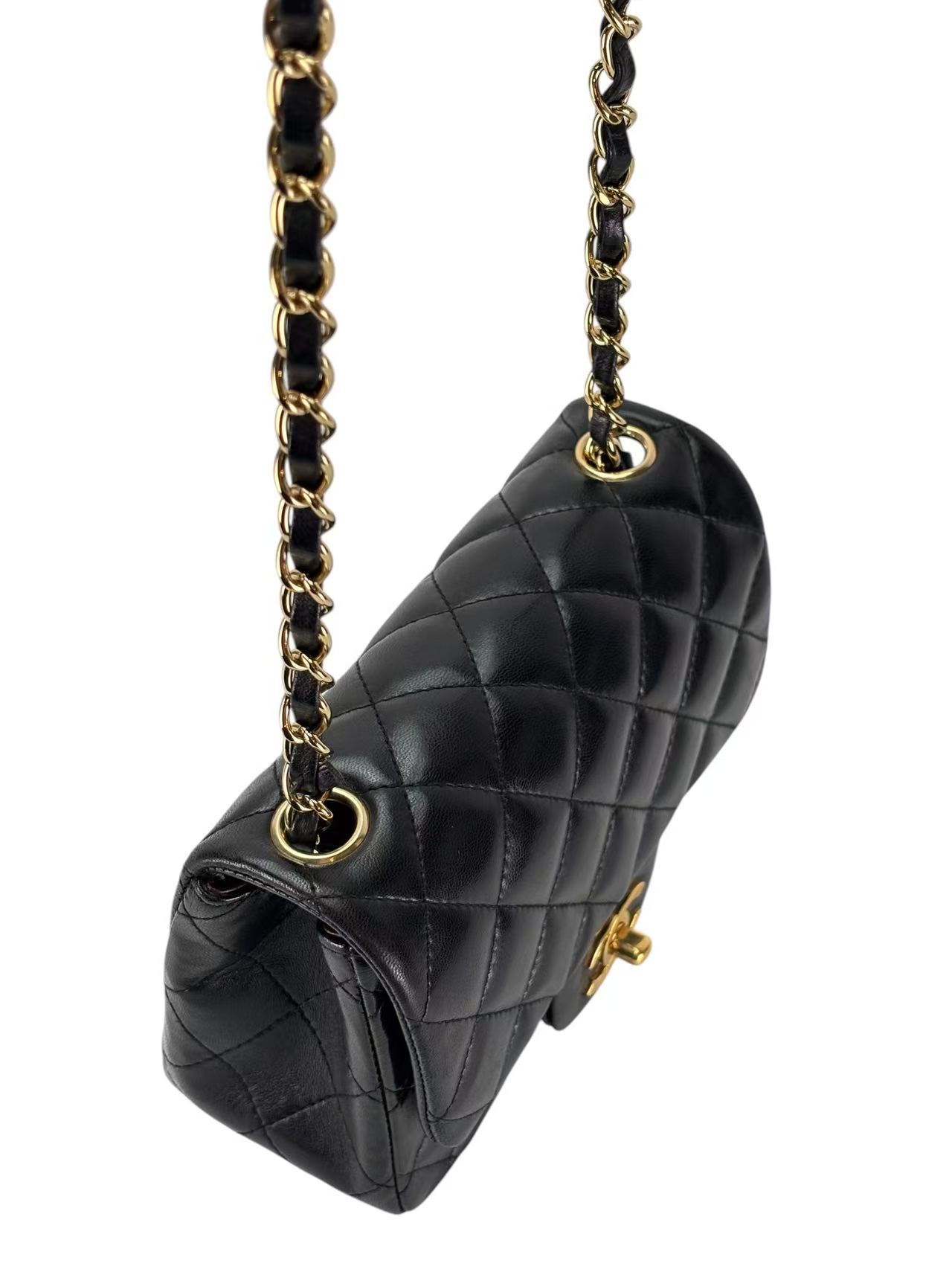 CHANEL - Black Lambskin Square 17 Shoulder Bag