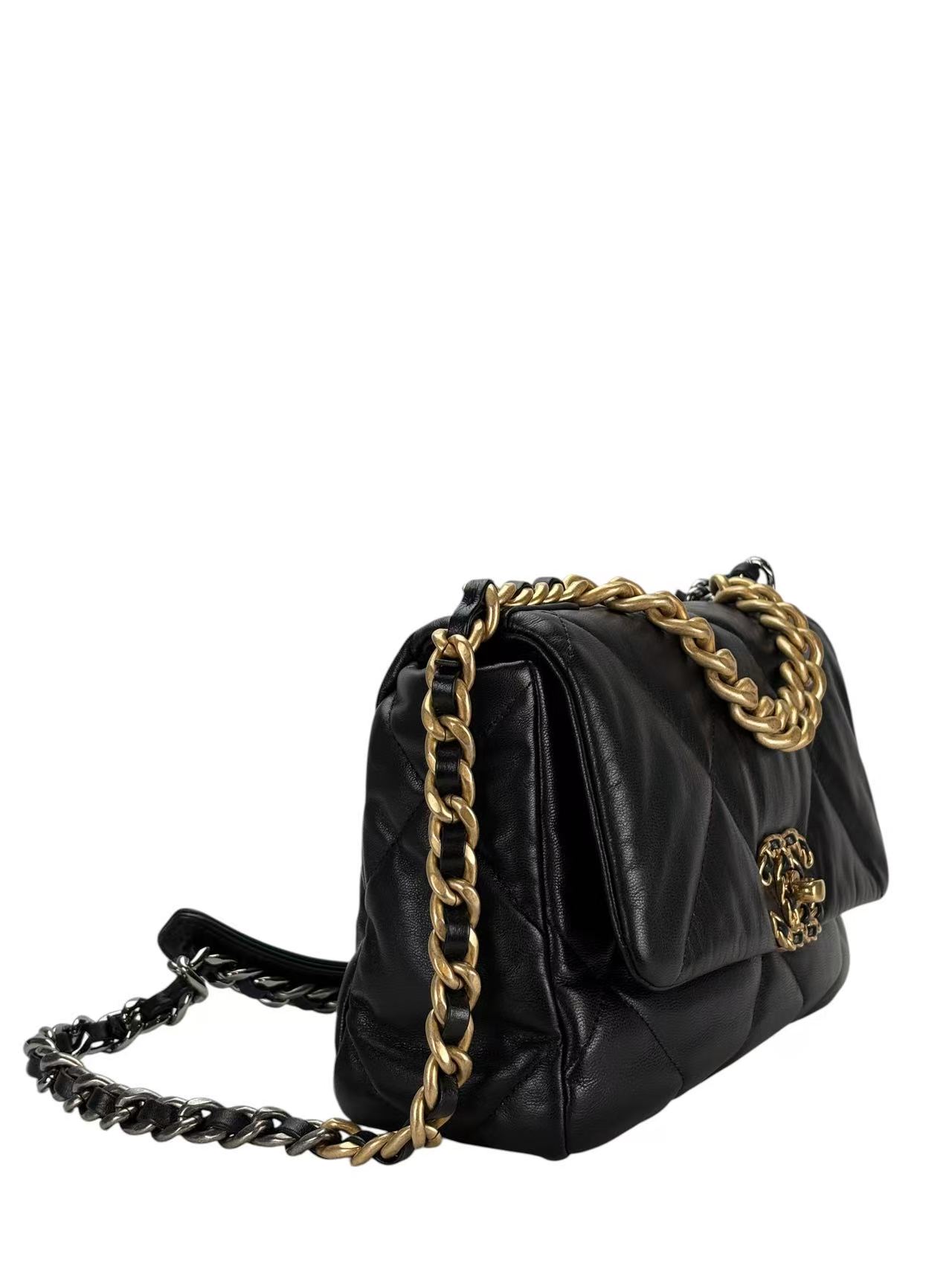 CHANEL - Medium 19 Bag Black Lambskin Handbag