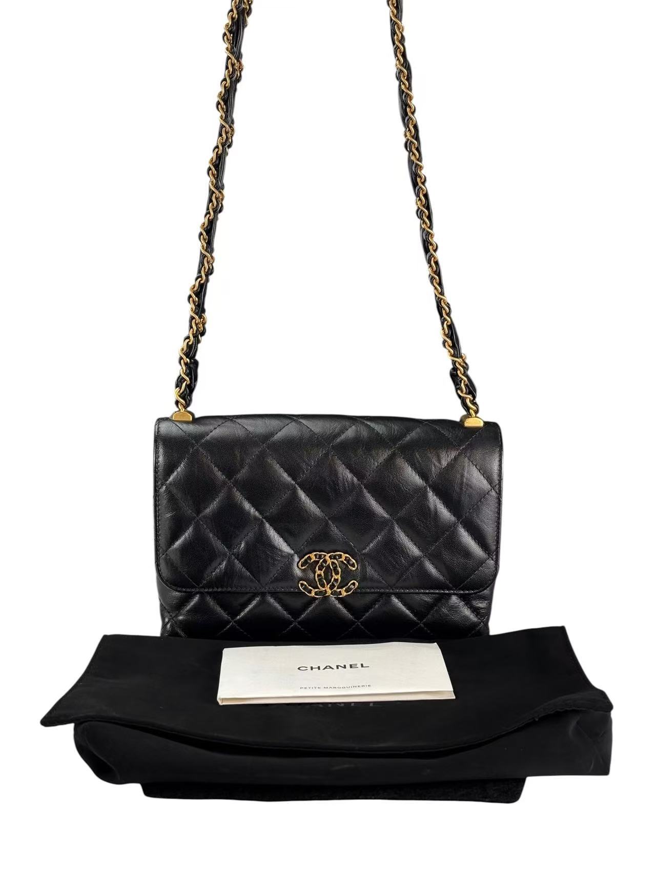 CHANEL - Black Calfskin 19 Flap Shoulder Bag