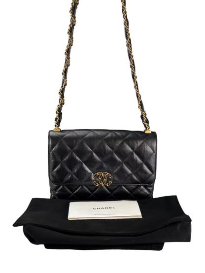 CHANEL - Black Calfskin 19 Flap Shoulder Bag