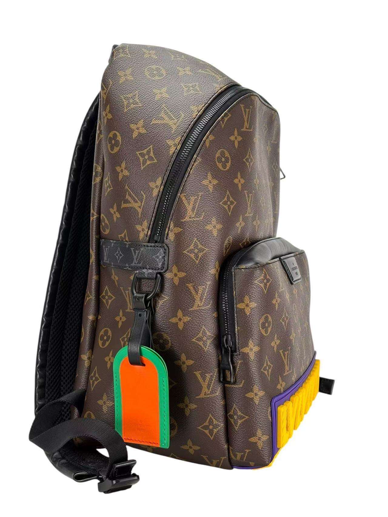 LOUIS VUITTON - LV Discovery Backpack PM Rubber