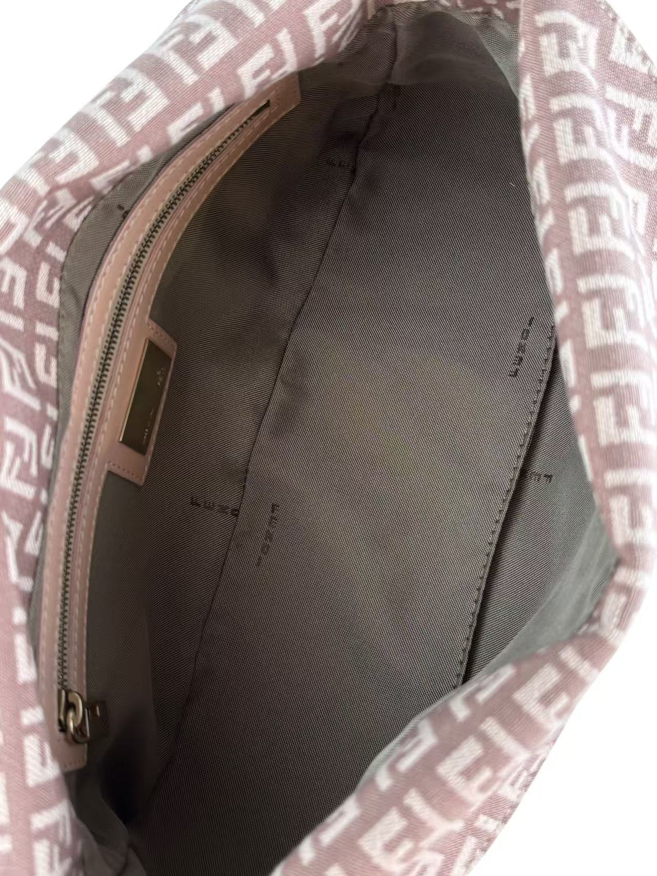 FENDI - Pink Zucchino Mamma Baguette Shoulder Bag