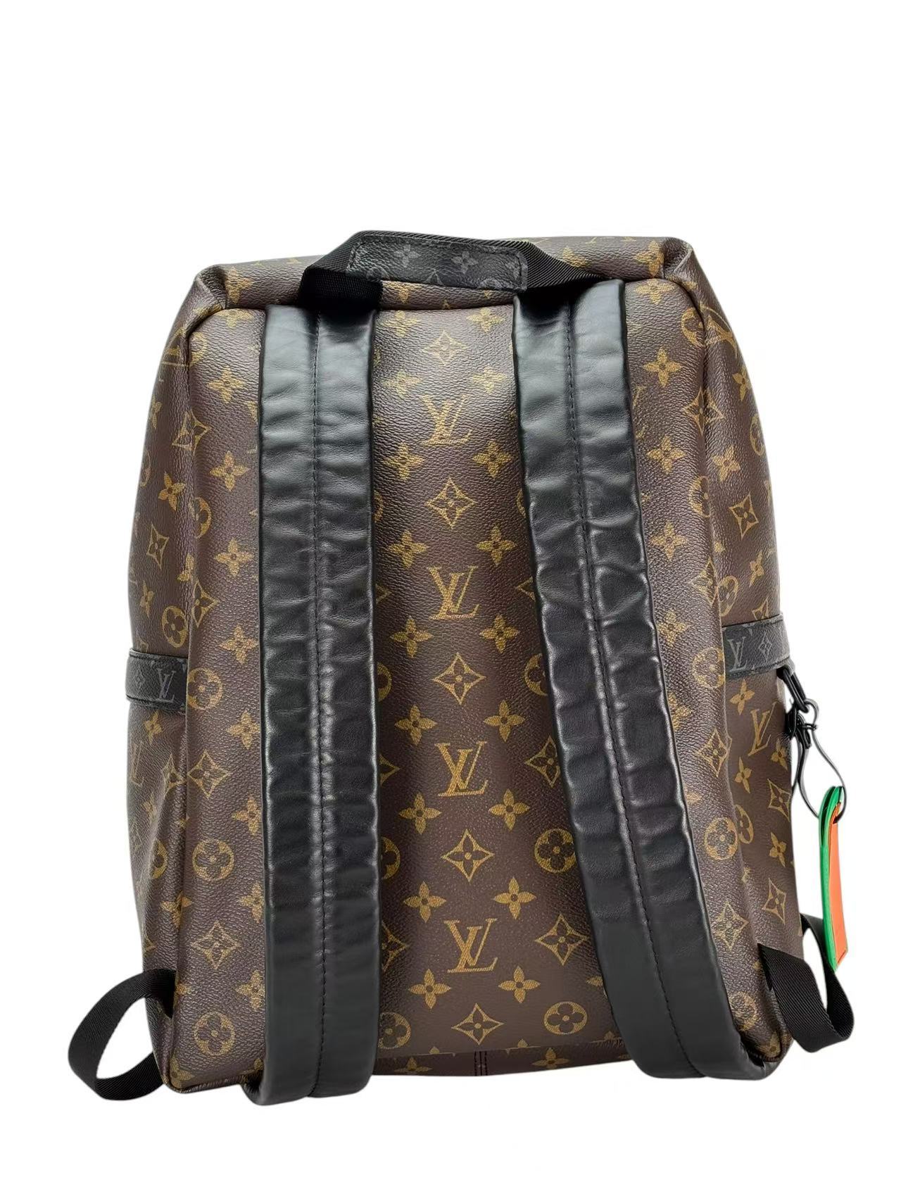 LOUIS VUITTON - LV Discovery Backpack PM Rubber