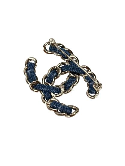 CHANEL - Denim CC Logo Brooch