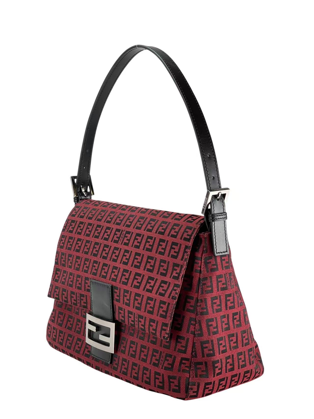 FENDI - Zucchino Medium Mamma Baguette Shoulder Bag Red