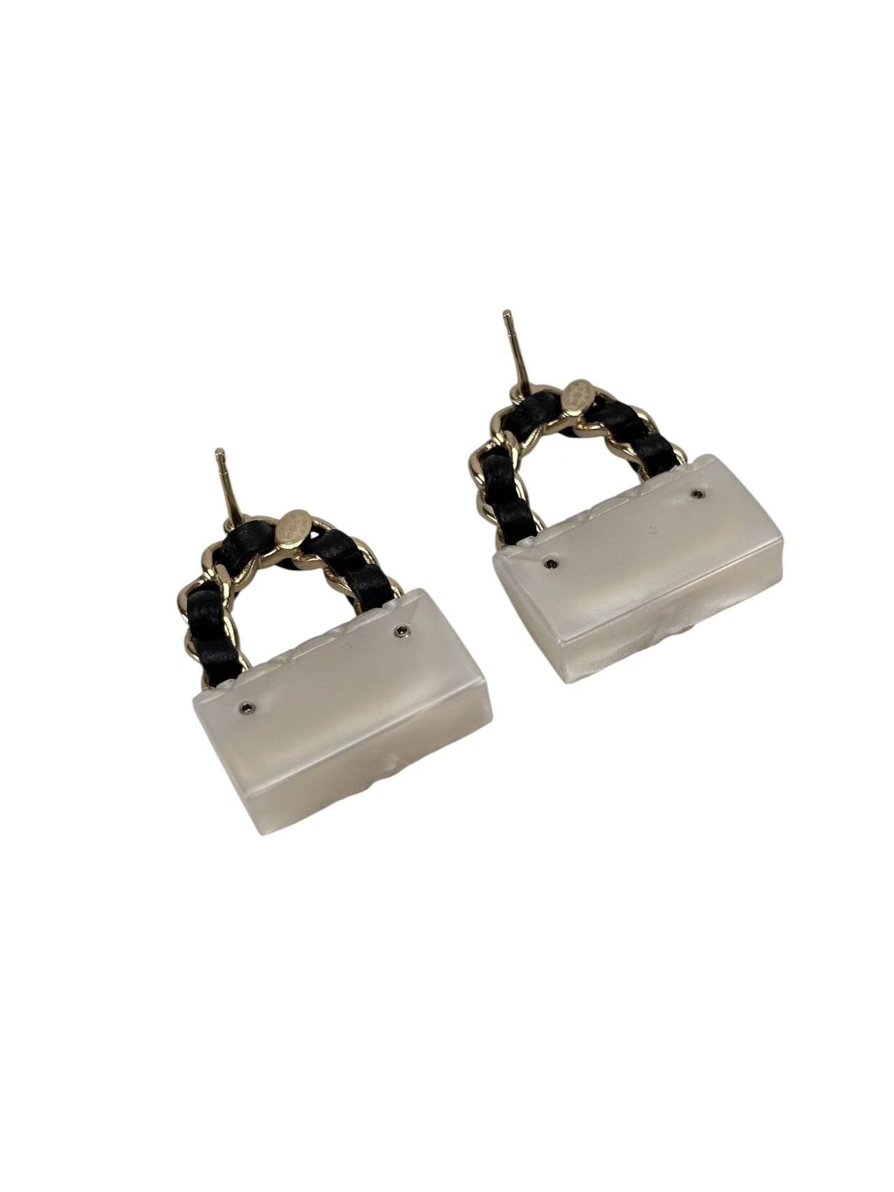 CHANEL - 23C Black Gold Matelasse Coco Earrings