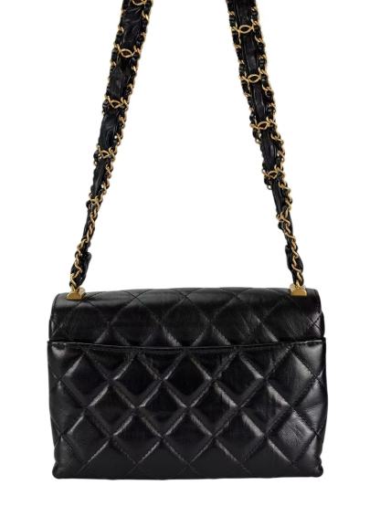 CHANEL - Black Calfskin 19 Flap Shoulder Bag