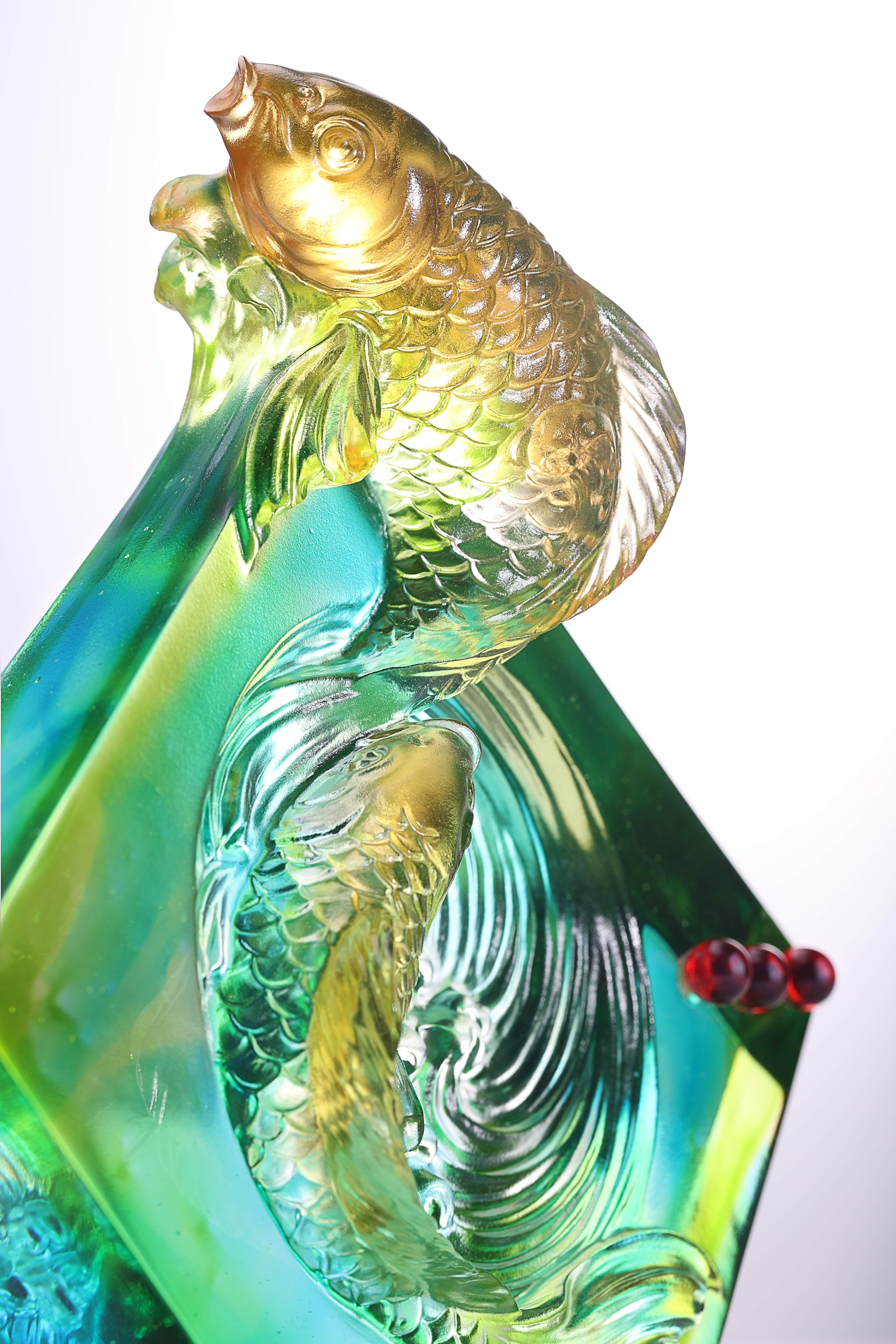 LIULI Crystal Koi fish, Advancing as One to Lofty Heights 