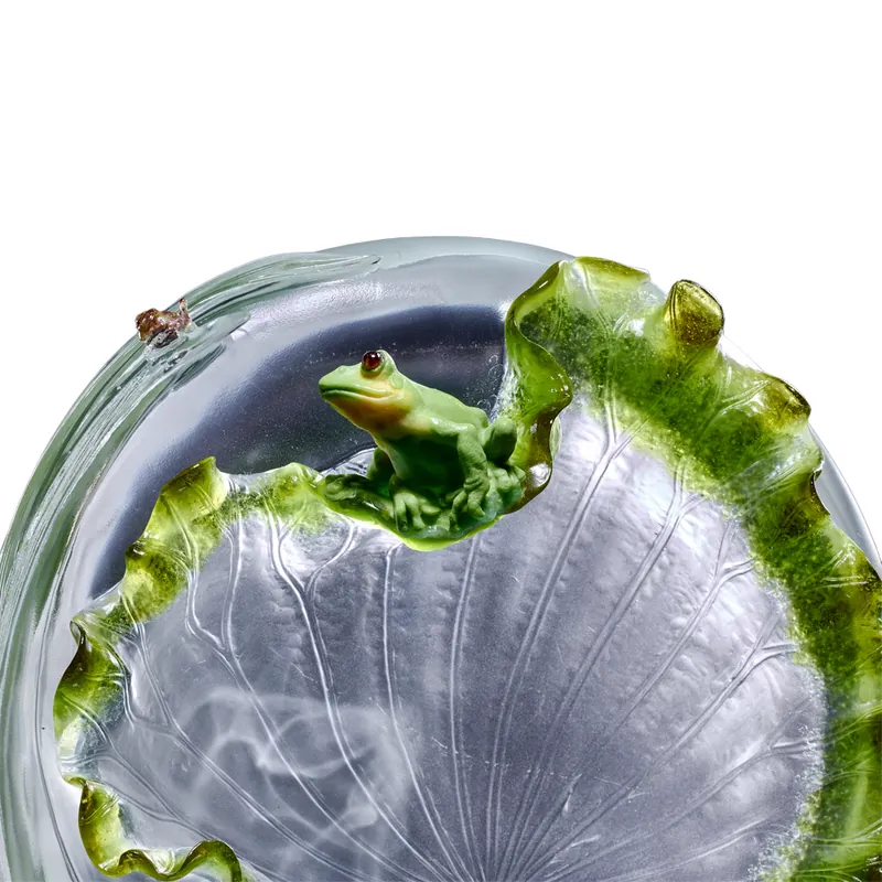 LIULI Crystal Frog and snail, A Song For When the Rain Stops