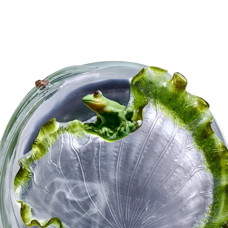 LIULI Crystal Frog and snail, A Song For When the Rain Stops