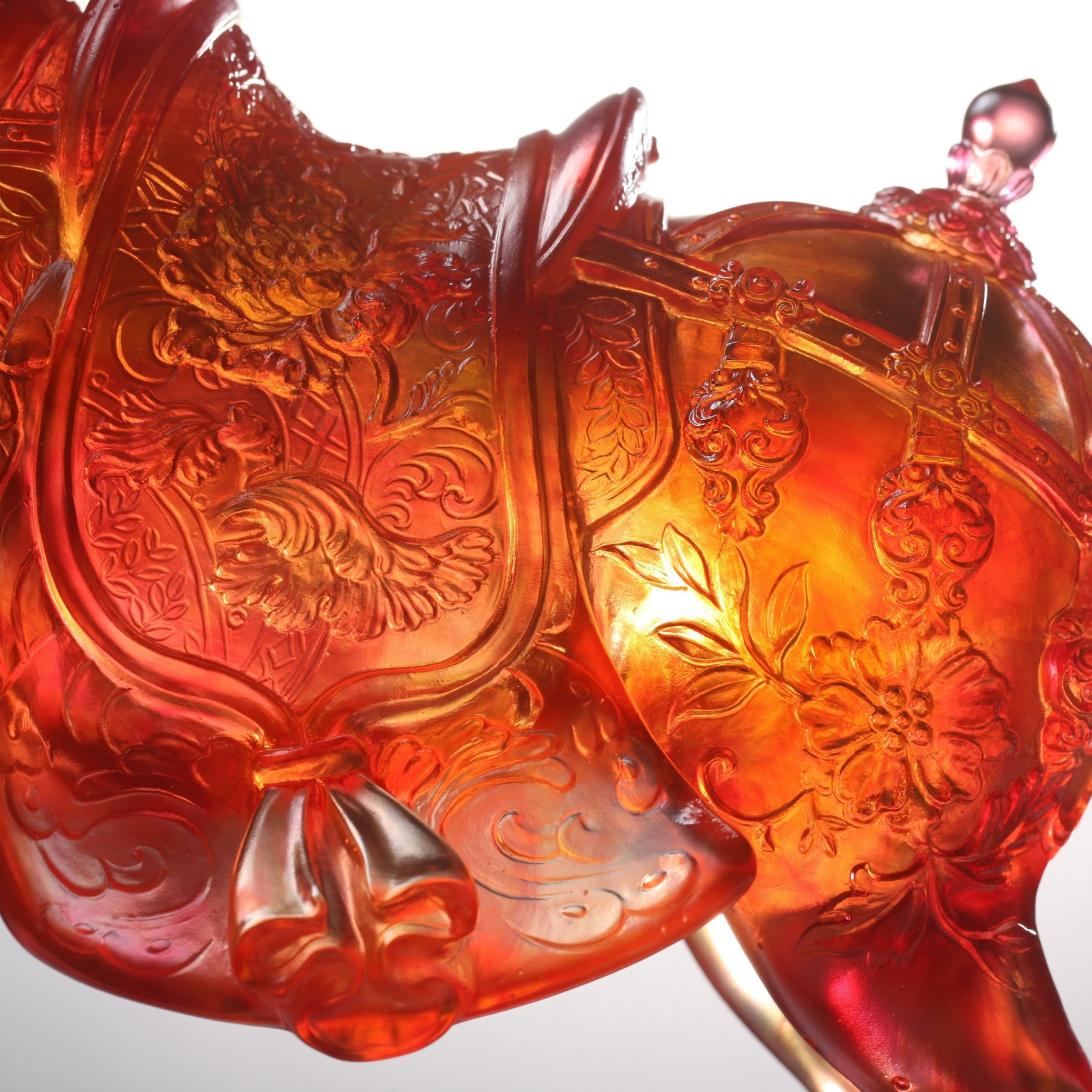 LIULI Crystal Art Horse Sculpture, Bountiful Glory Welcomes the Champion Home 