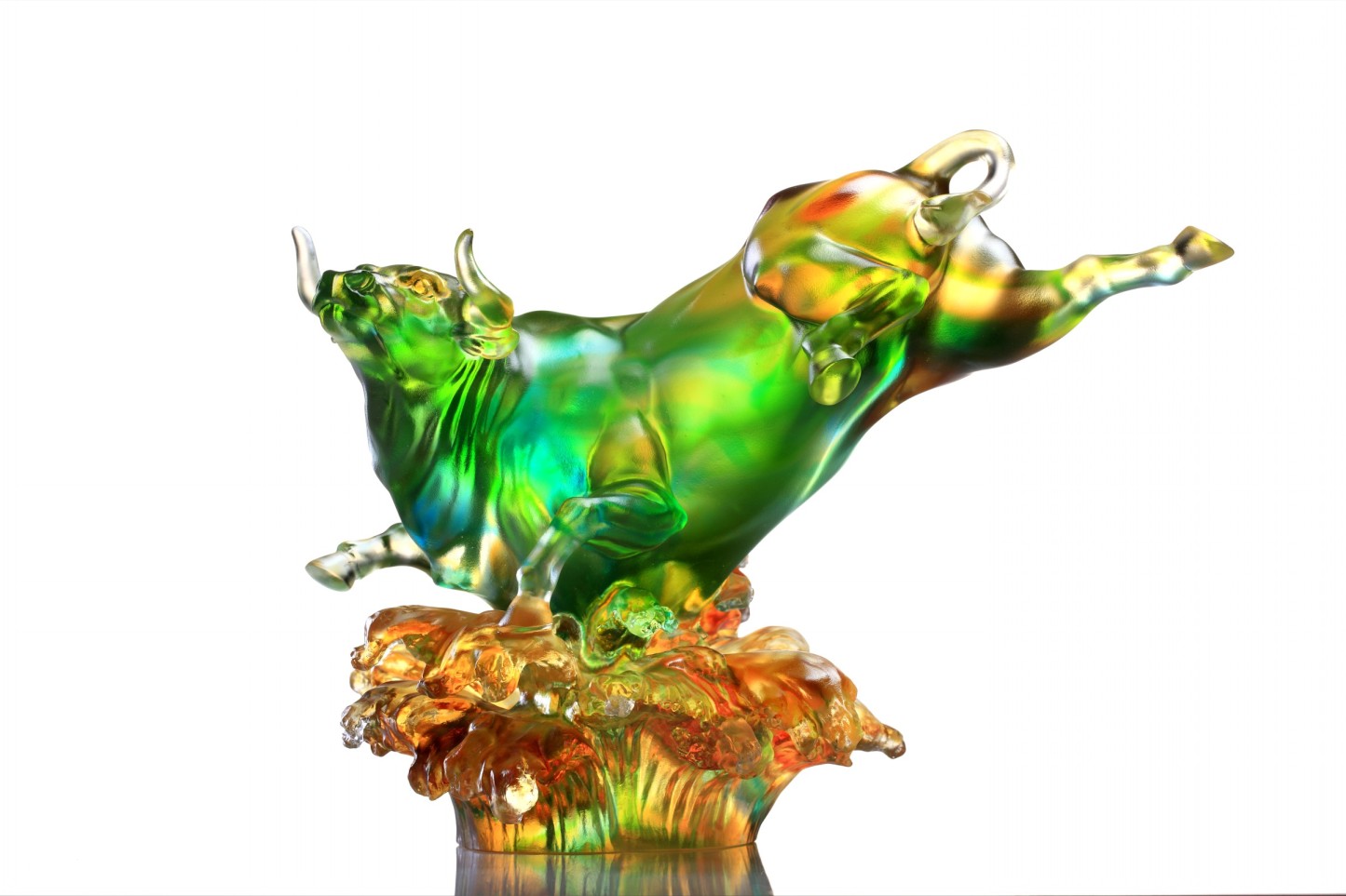 Crystal Animal, Bull, Moving Mountain, Moving Stream