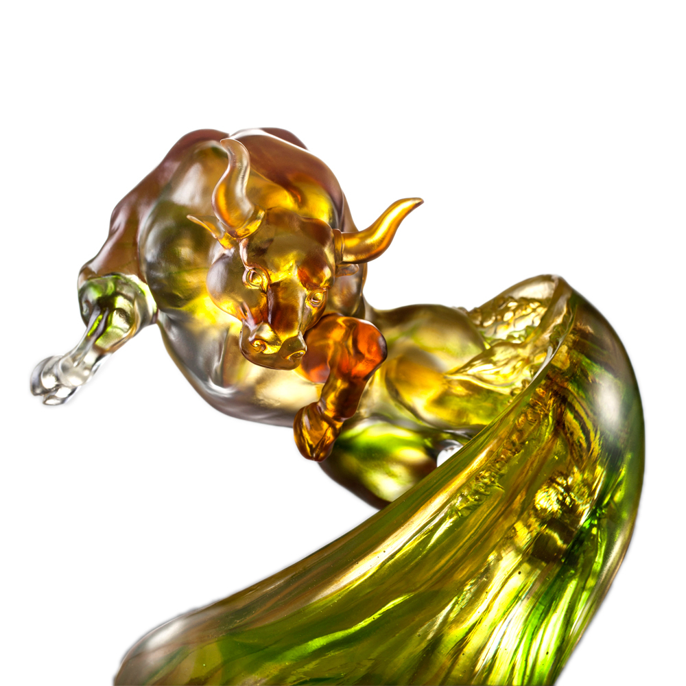 LIULI, Ox Crystal Figurine, Profundity