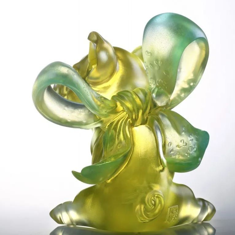 Crystal Animal, Pig, Forever in Happiness