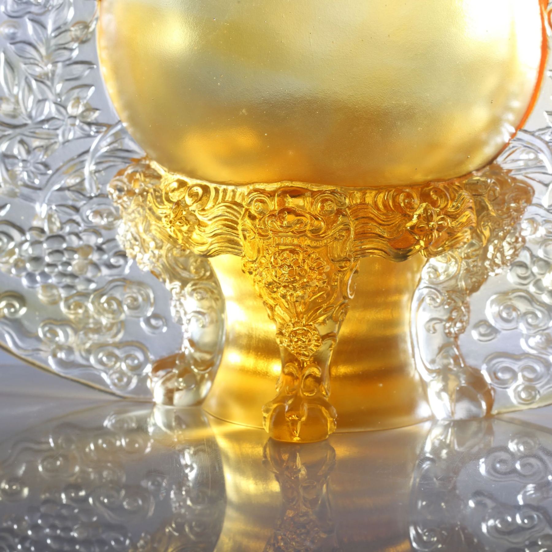 LIULI Crystal Ding, Harmony Bears Witness to Brilliance 