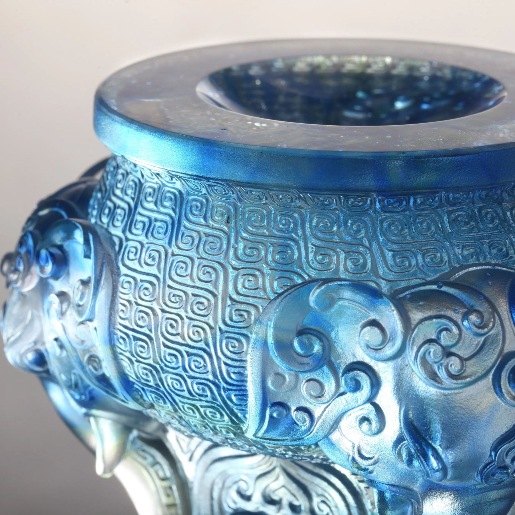 LIULI Crystal Ding, Unity