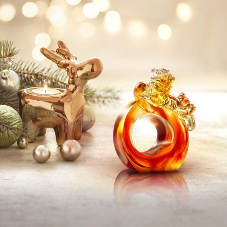 Crystal Foo Dog, Frolicking Lion Welcomes Auspiciousness 