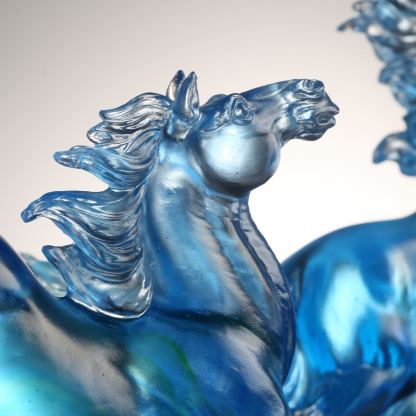 Crystal Animal, Horse, Resembling water – ever in motion, ever alive