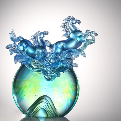 Crystal Animal, Horse, Resembling water – ever in motion, ever alive