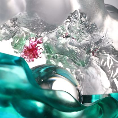 LIULI Crystal Mountain, Harmony Amongst all Things 