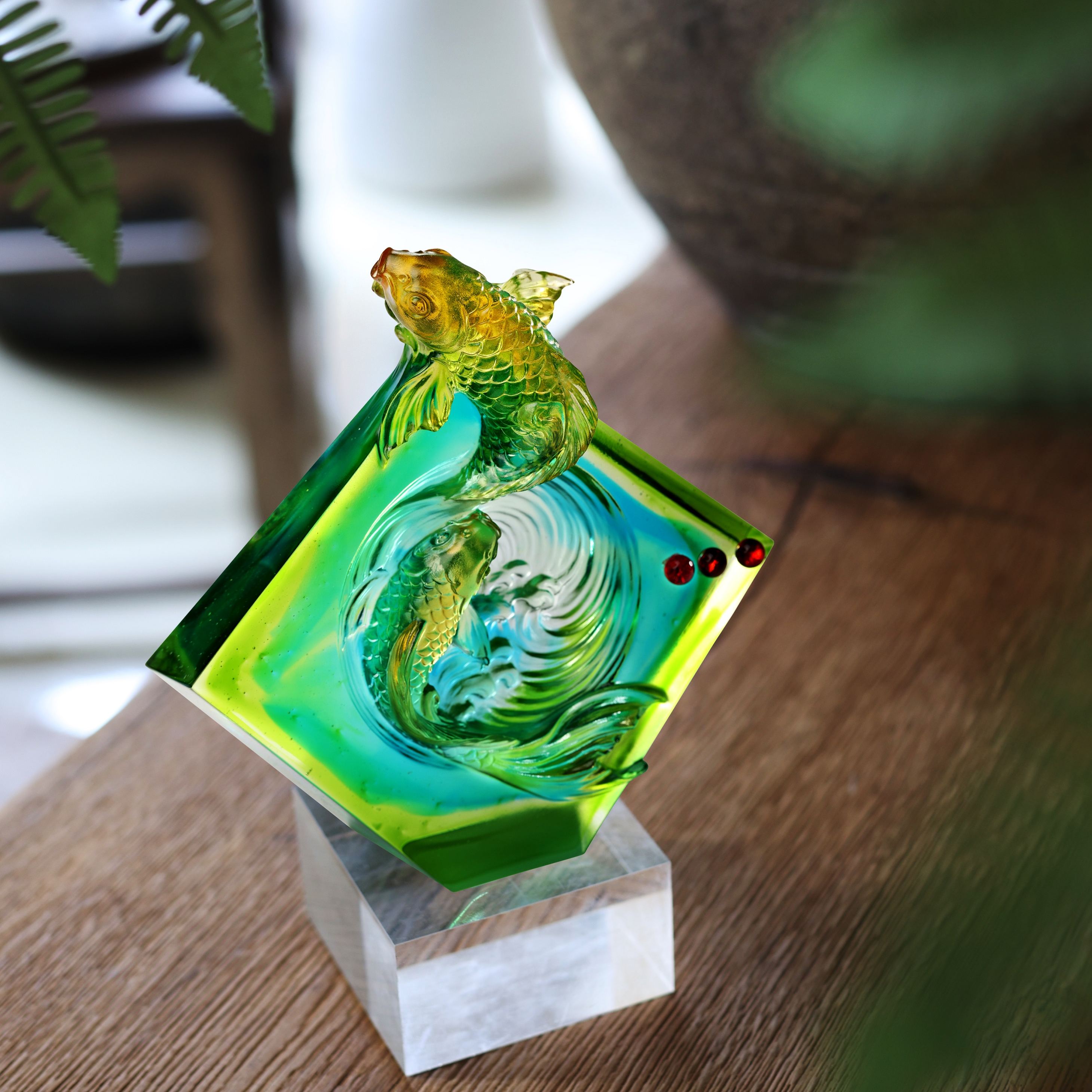 LIULI Crystal Koi fish, Advancing as One to Lofty Heights 