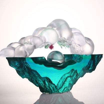 LIULI Crystal Mountain, Harmony Amongst all Things 