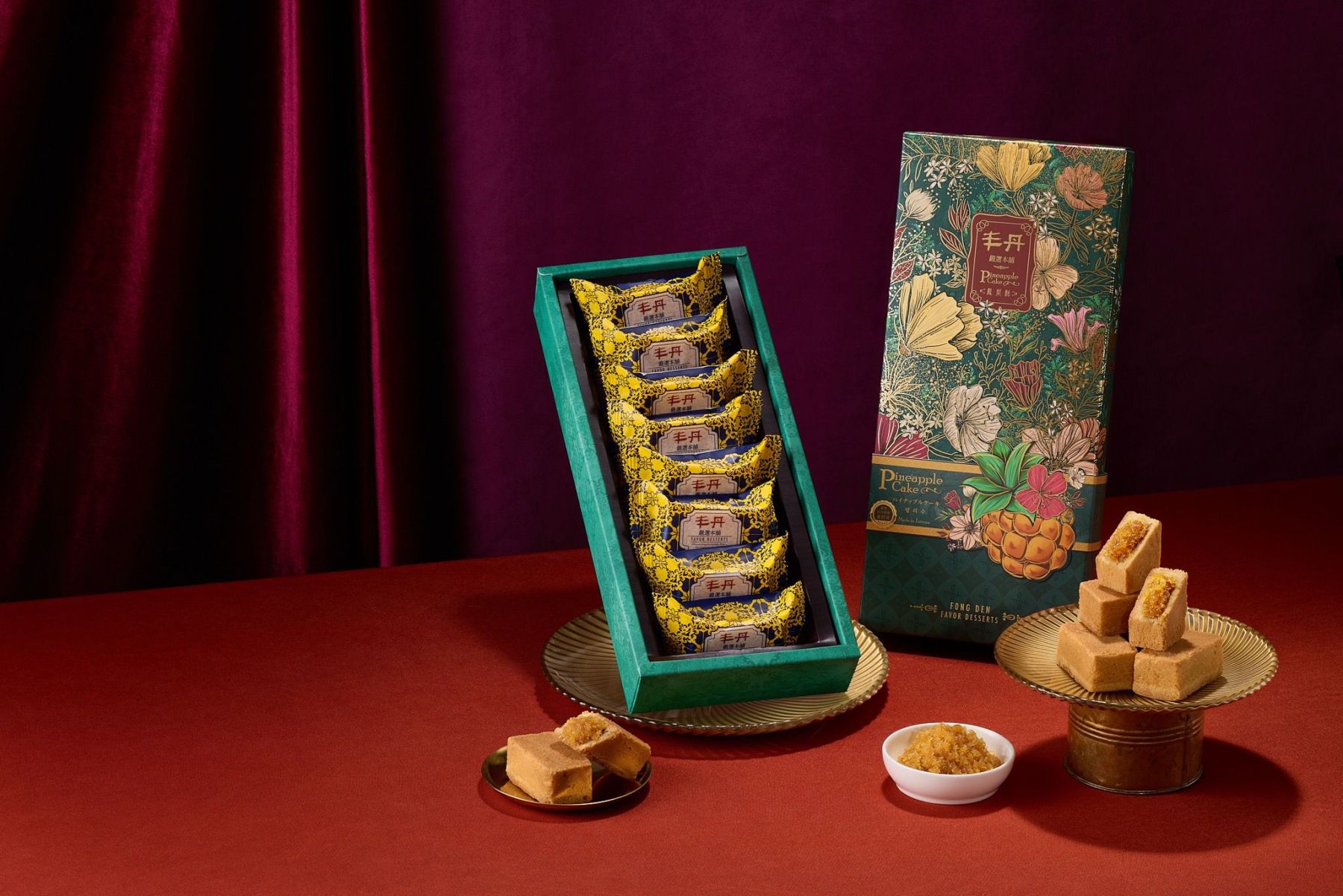 Phoenix Splendor Gift Box -  Fong Den Pineapple Cake 鳳華絕代 鳳梨酥禮盒
