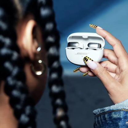 Bose Ultra Open Earbuds, Immersive Audio Open Ear Earbuds, Clip on Earbuds for Comfort, Running Earbuds with OpenAudio for Awareness, Up to 48 Hours of Battery Life