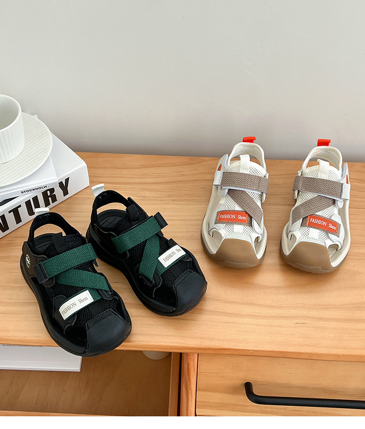 2025新款夏季儿童沙滩鞋运动软底包头小童鞋