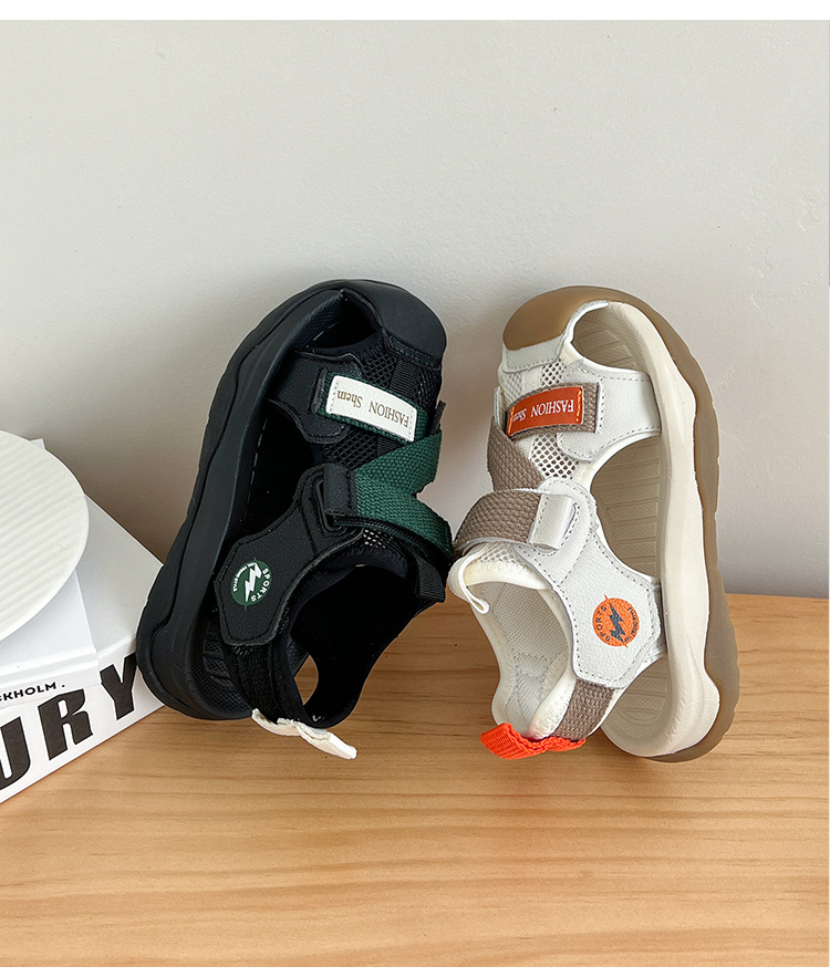 2025新款夏季儿童沙滩鞋运动软底包头小童鞋