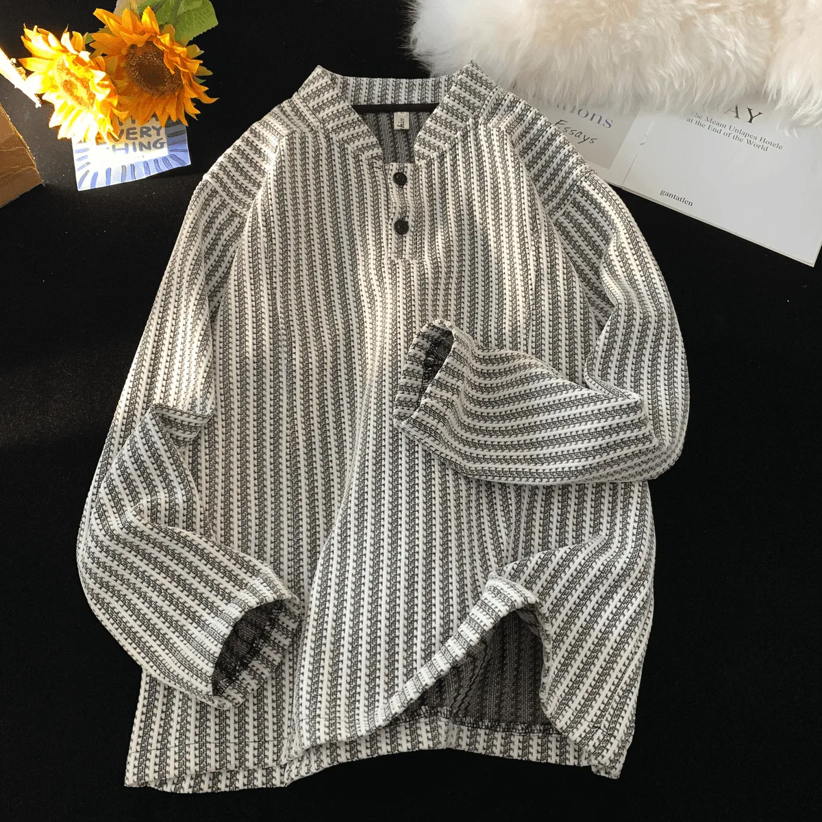 亨利領魚骨紋紐扣黑白條紋拼色打底衫長袖衛衣