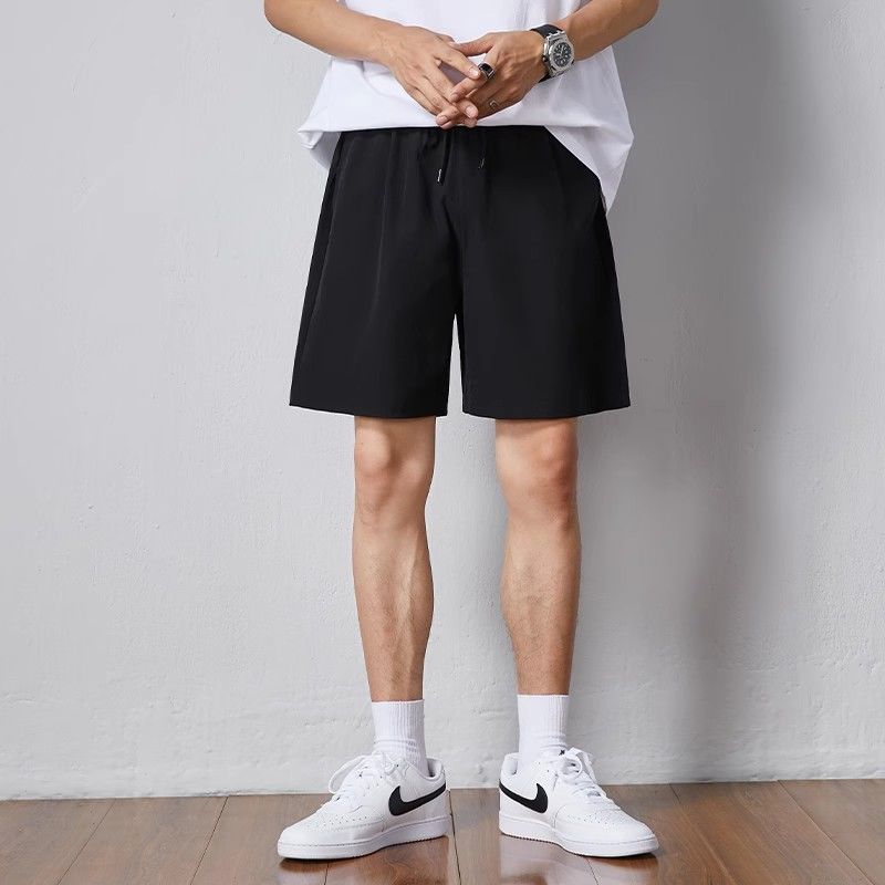 休閒運動風薄款速乾冰絲寬鬆五分短褲