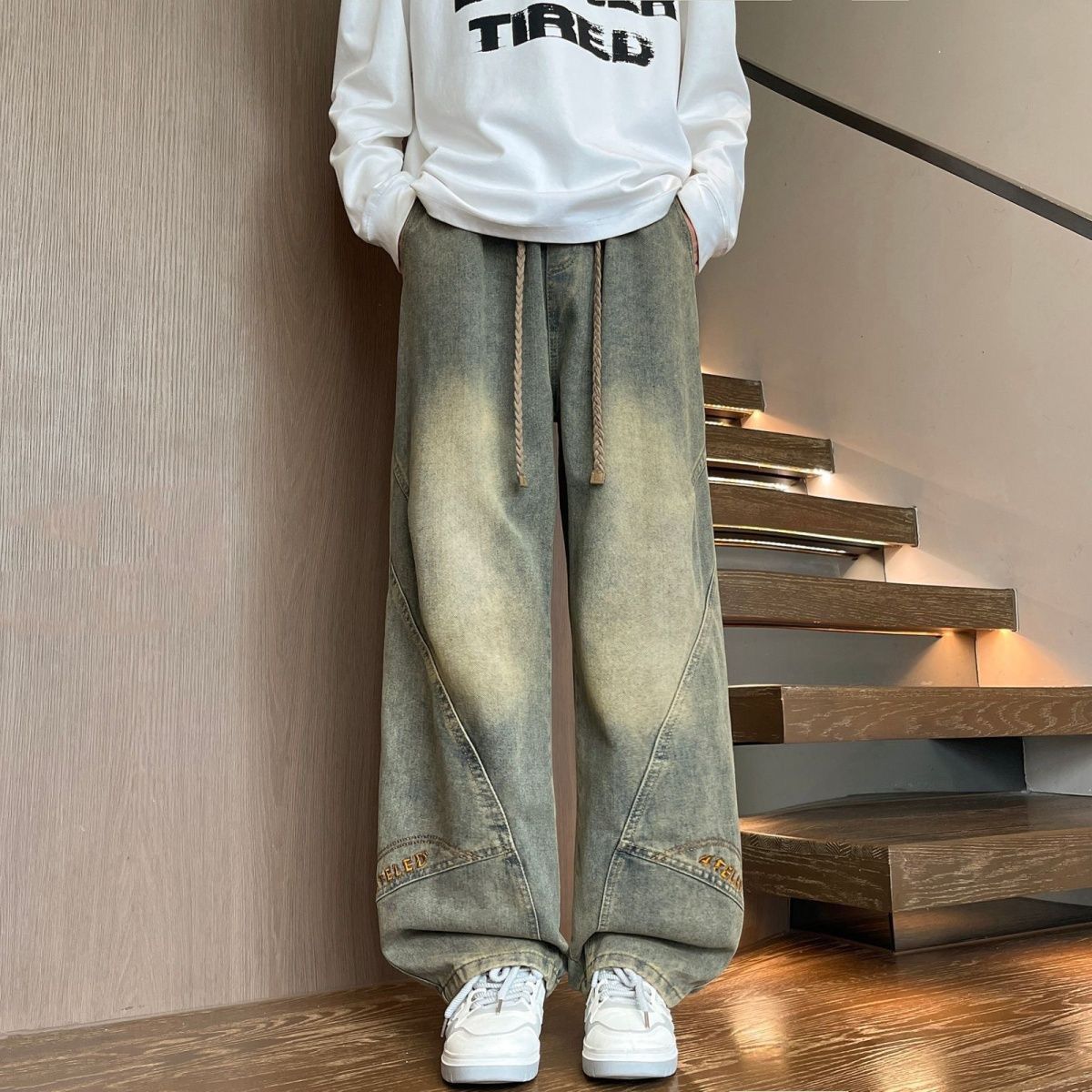 美式水洗復古刺繡直筒高街寬松加大彎刀牛仔褲