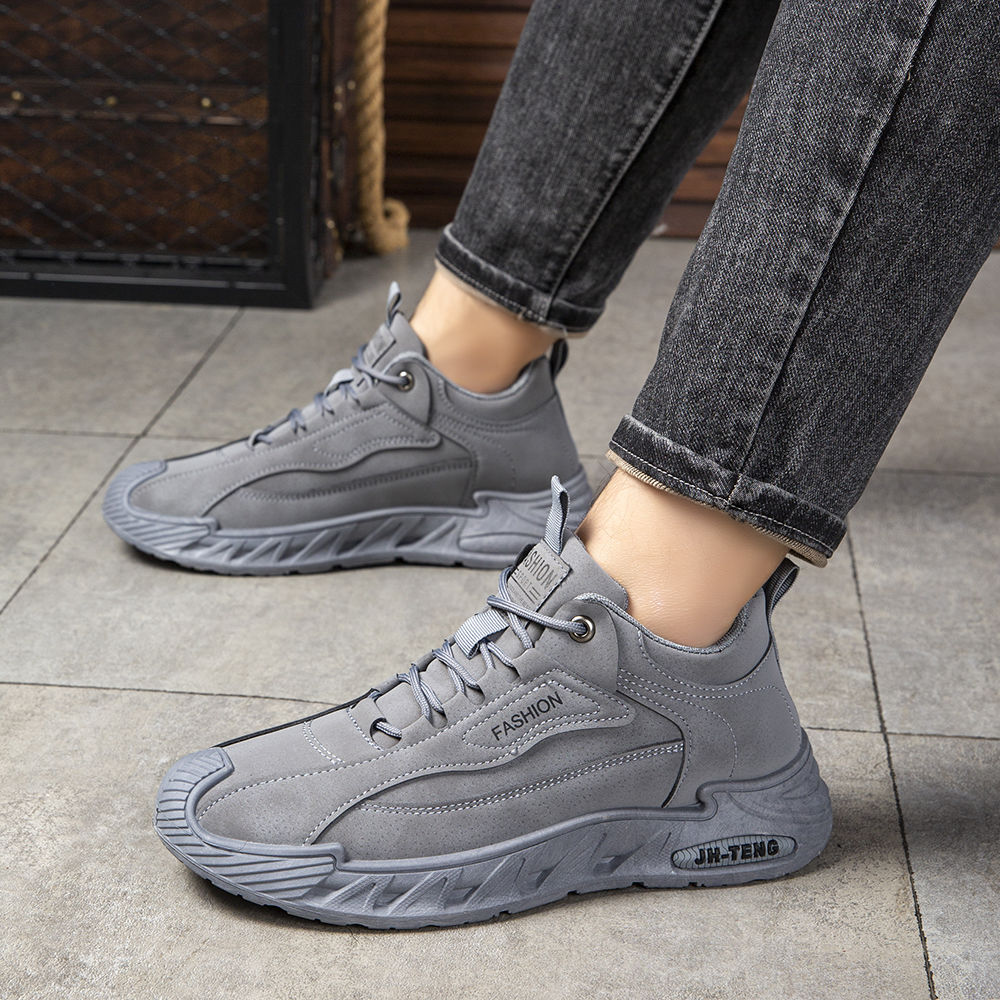 皮面休閒防滑運動跑步帥氣鞋靴