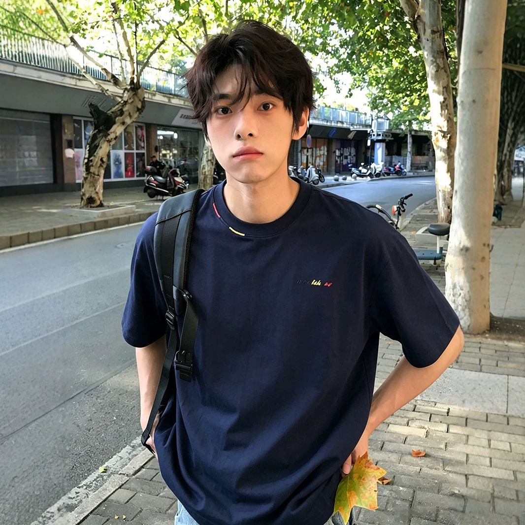Cleanfit藏青色刺繡美式重磅高級感圓領正肩短袖