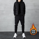 黑色馬甲+黑色衛衣+黑色長褲/加絨三件套