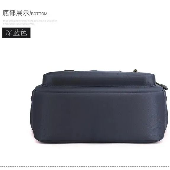 大容量單肩防水耐磨背包多口袋商務休閒斜挎包