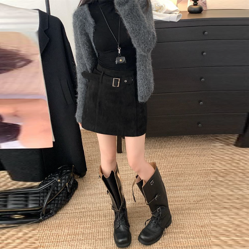 麂皮質感高腰 A 字短裙 咖啡色系 秋冬百搭款