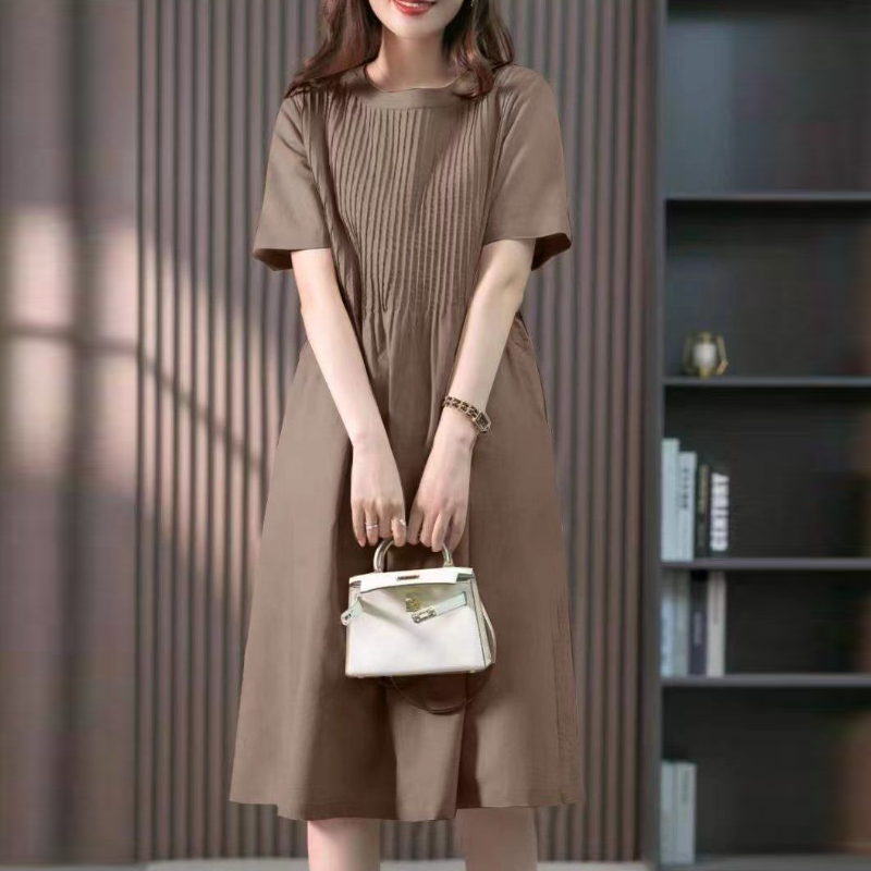 棉麻中長版洋裝 法式設計感 圓領短袖 前胸壓摺 寬鬆顯瘦