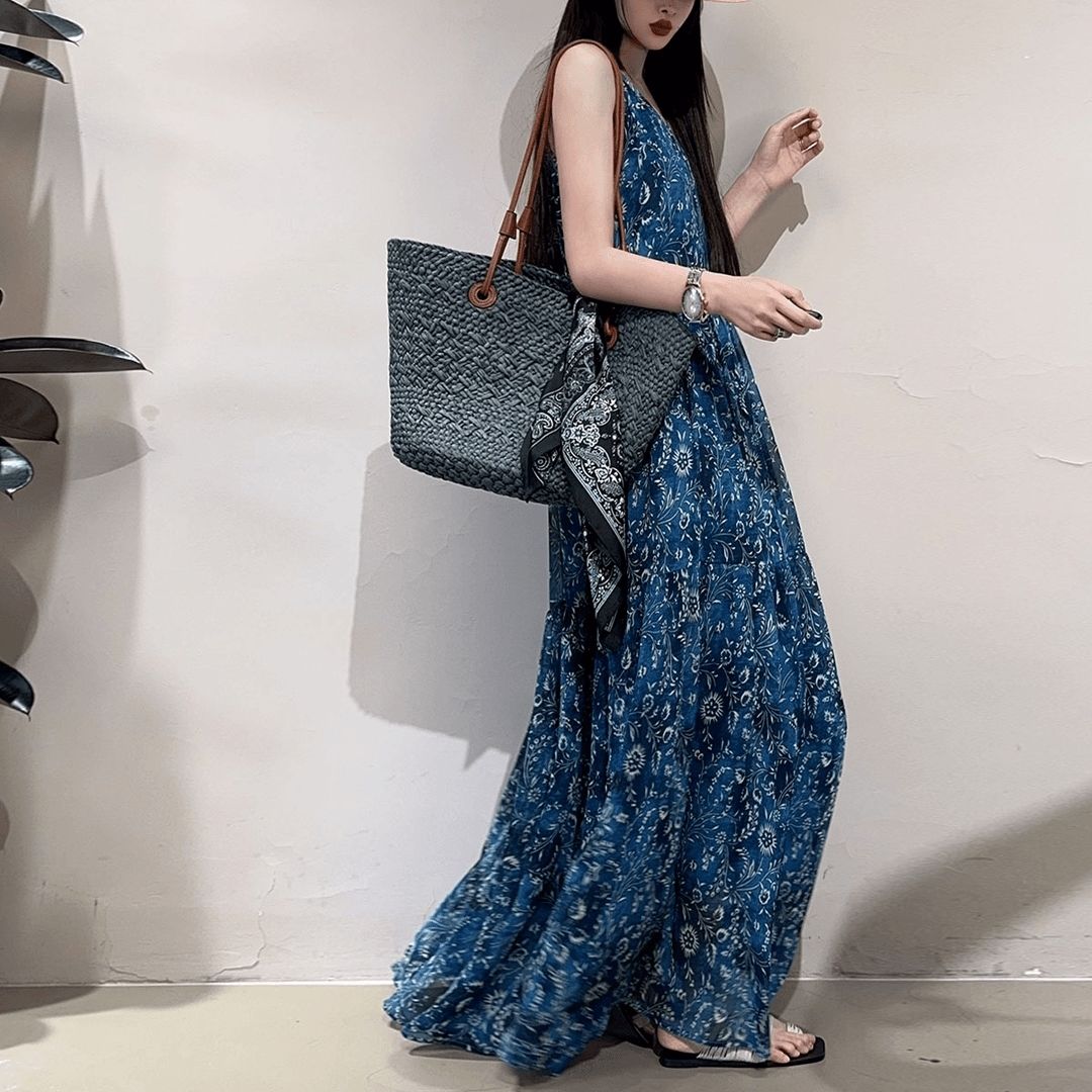 加長款深藍碎花沖繩渡假洋裝 夏季吊帶顯瘦長裙