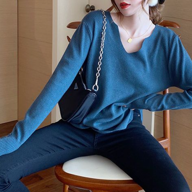 慵懶風 V 領針織上衣 寬鬆剪裁 秋冬百搭款