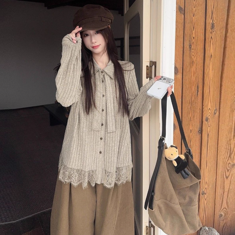 日系復古蕾絲拼接針織襯衫 寬鬆剪裁 秋冬氣質上衣