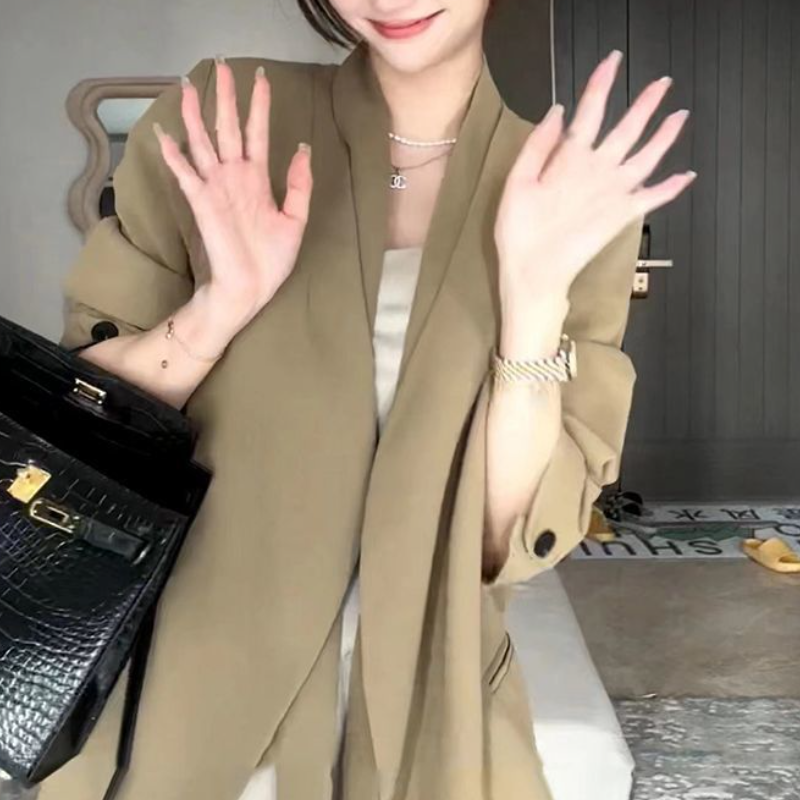 小香風小西裝外套 鼠尾草綠 高級感 寬版剪裁 挺版有型