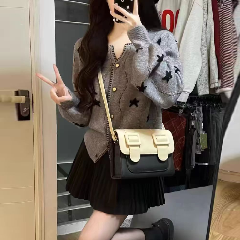 春秋溫柔紫圓領針織衫上衣