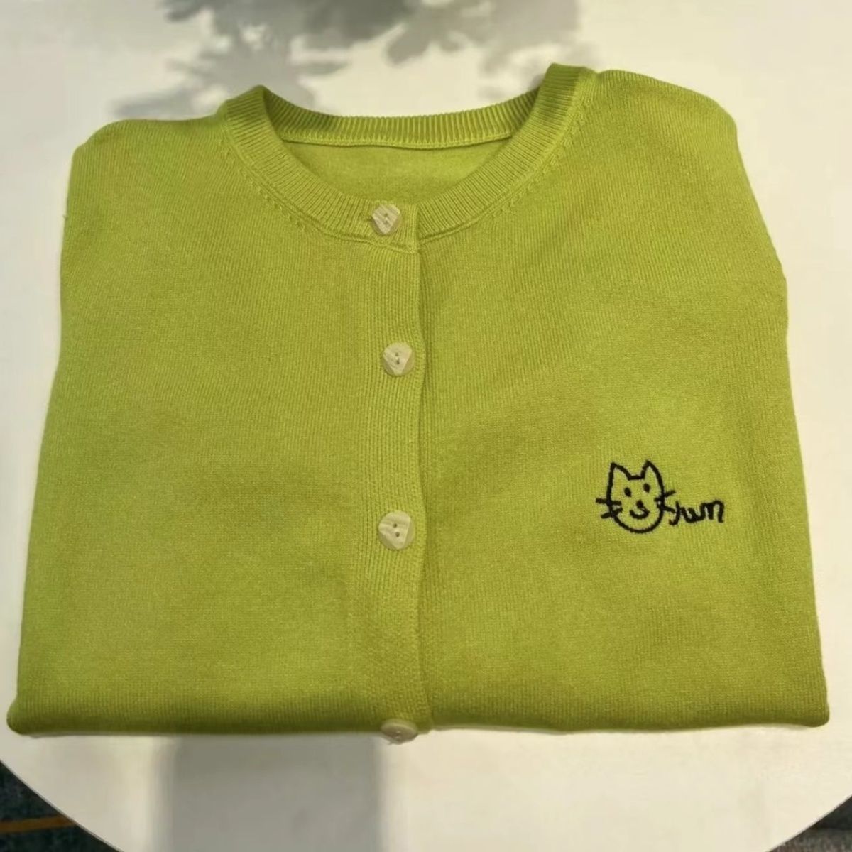 柔軟親膚刺繡針織開襟外套 防曬 復古單排扣