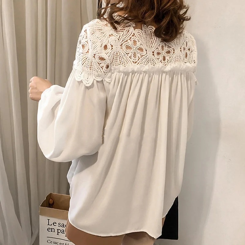 氣質蕾絲鏤空透膚襯衫 韓版大版型寬鬆蝙蝠袖上衣