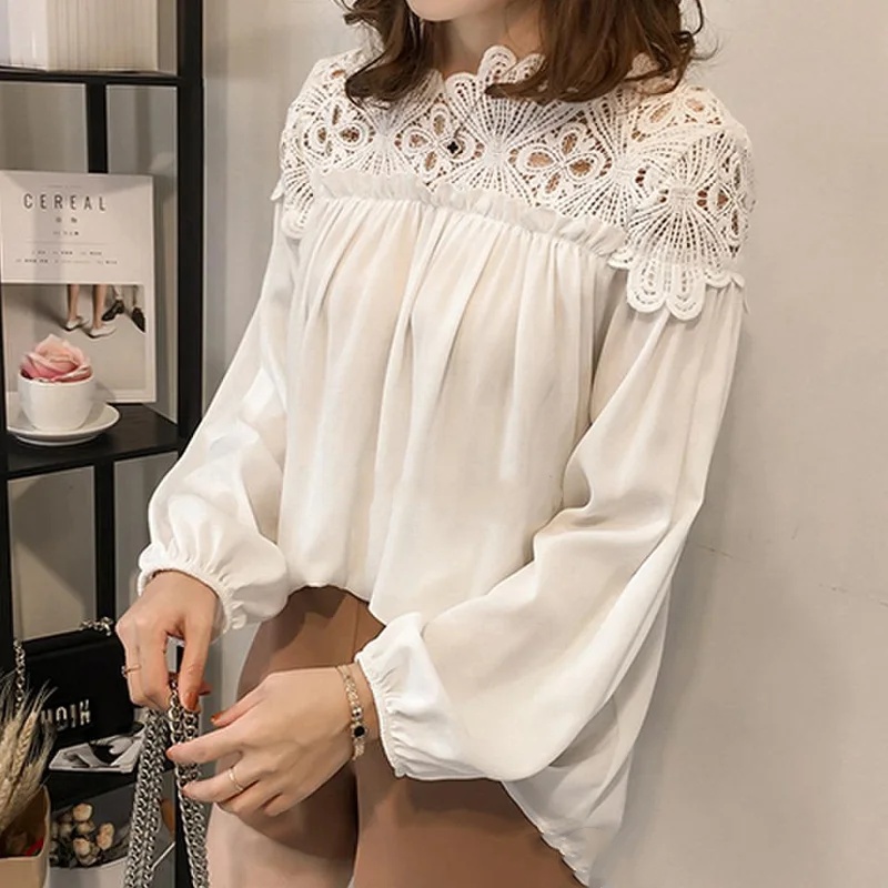 氣質蕾絲鏤空透膚襯衫 韓版大版型寬鬆蝙蝠袖上衣