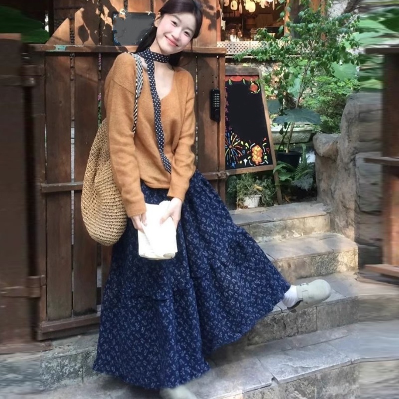 復古深藍碎花中長裙 高腰A字 層次拼接 傘裙擺 森林系