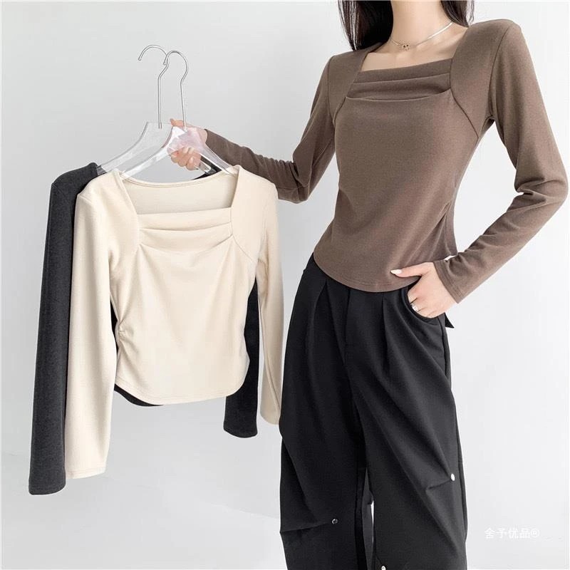 方領保暖上衣 德絨發熱材質 內刷毛 褶皺設計 收腰修身 長袖T恤