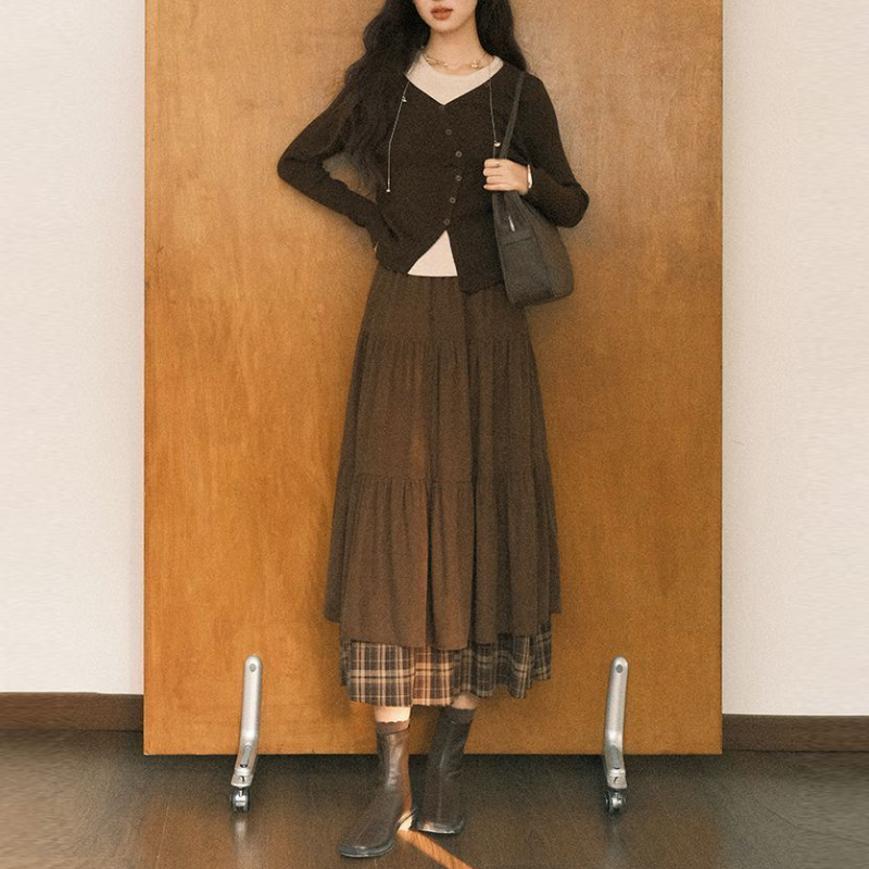燈心絨拼接格紋長裙 高腰A字版 加厚保暖 日系氣質半身裙